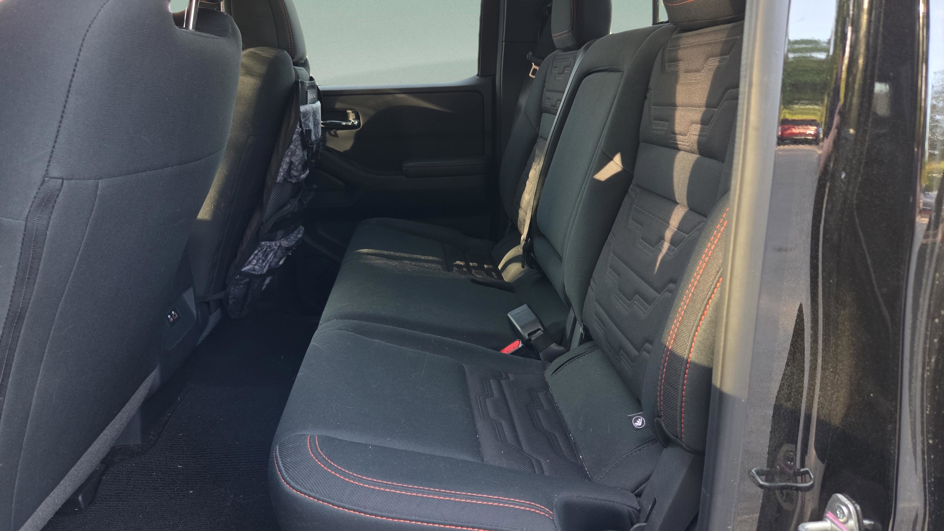 Used 2025 Nissan Frontier PRO-4X image 30