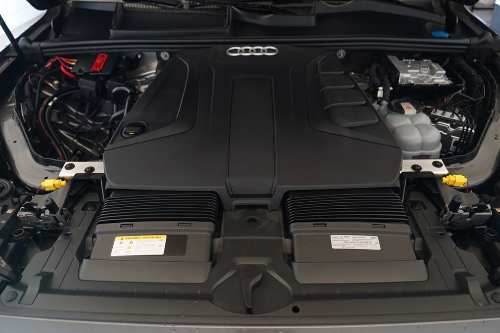 Certified 2023 Audi Q7 2.0T Premium AWD/4WD image 13