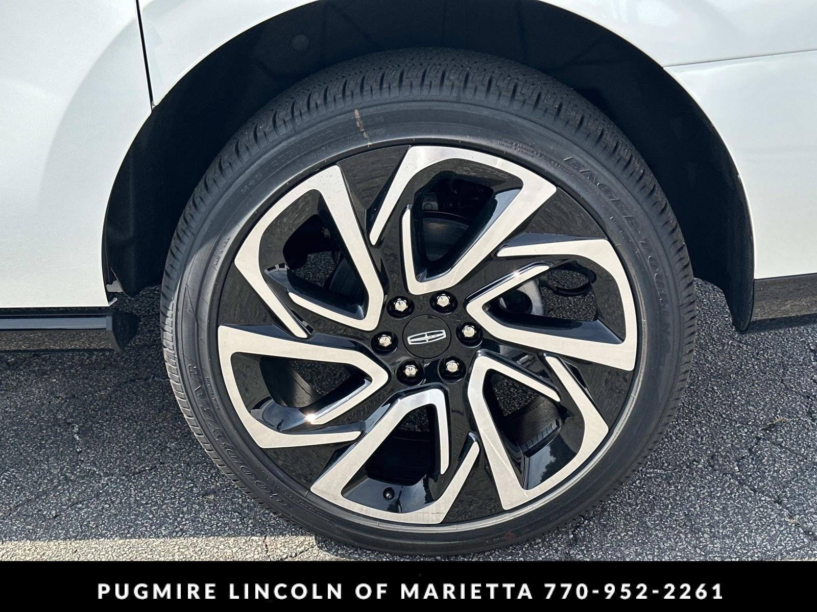 New 2027 Lincoln Navigator L Black Label AWD/4WD image 20