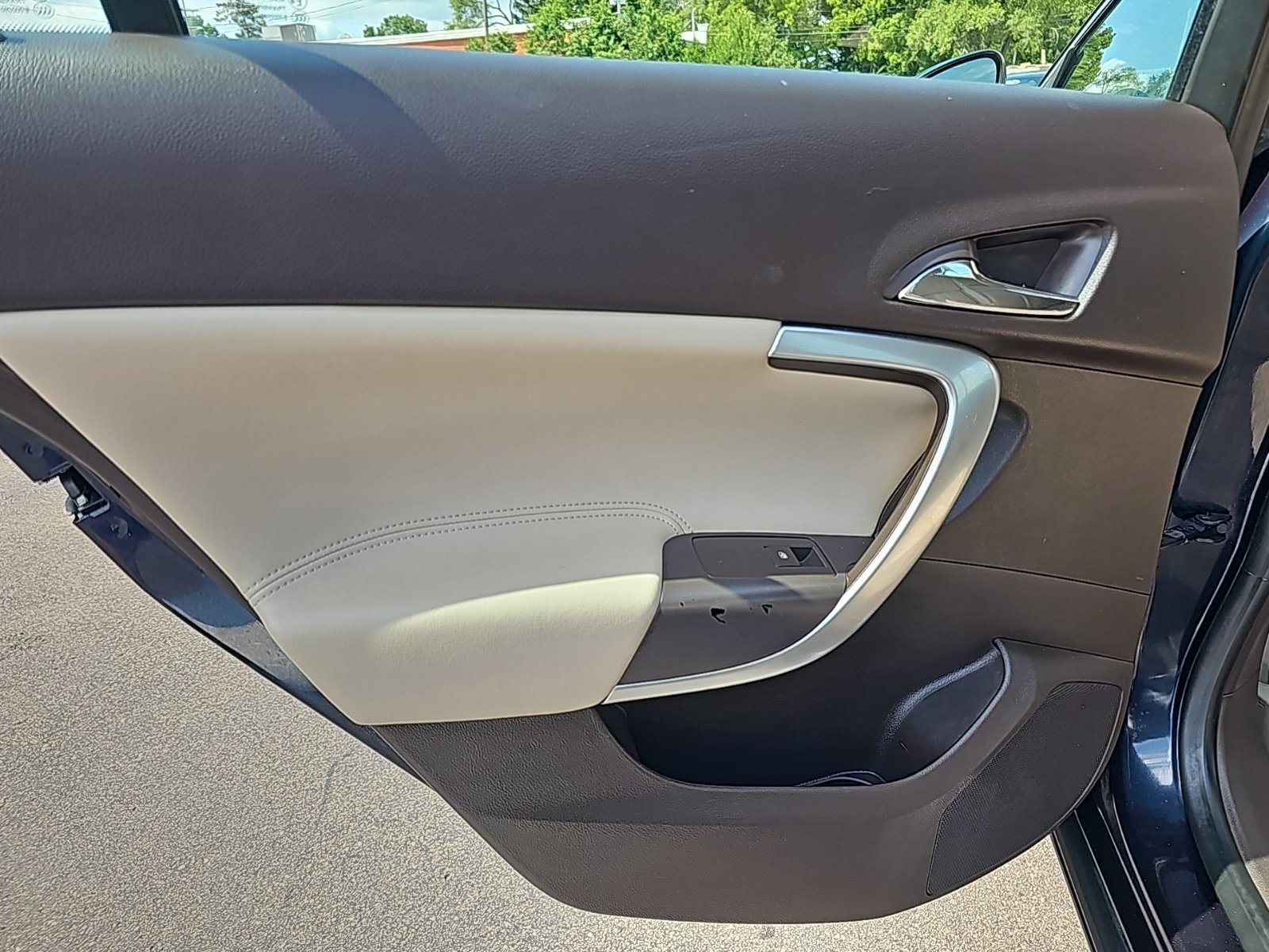 Used 2014 Buick Regal FWD image 15
