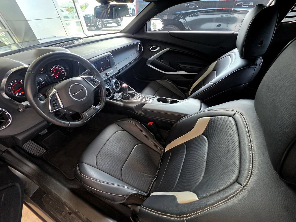 Used 2023 Chevrolet Camaro LT RWD image 16