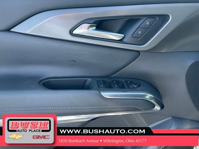Used 2026 Chevrolet Traverse LT AWD/4WD image 14