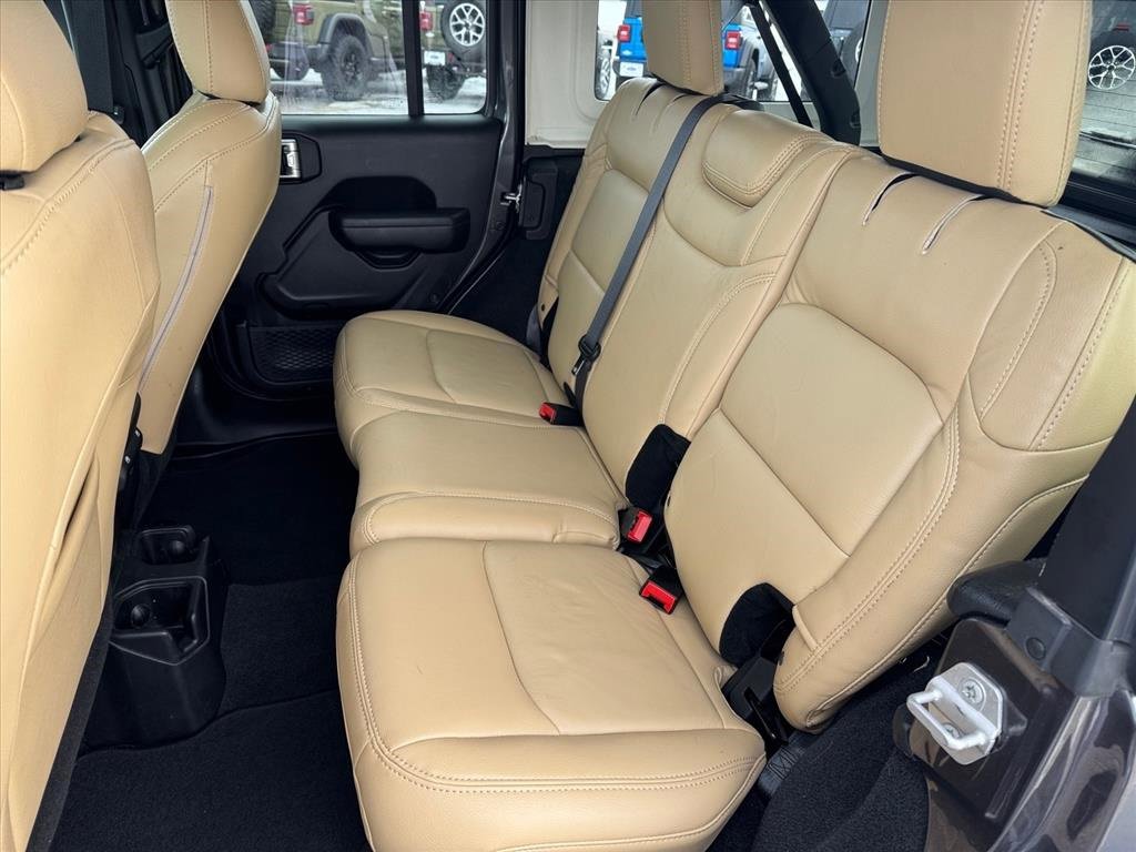 Used 2021 Jeep Wrangler Unlimited Willys image 8