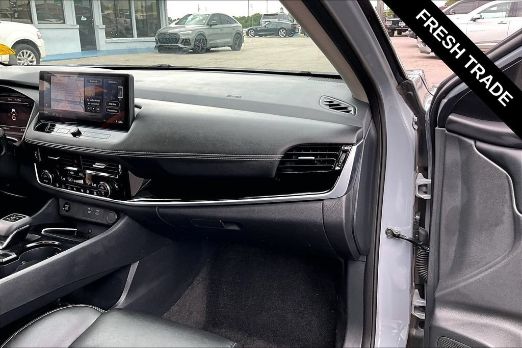 Used 2024 Nissan Rogue SL w/ SL Premium Package FWD image 25