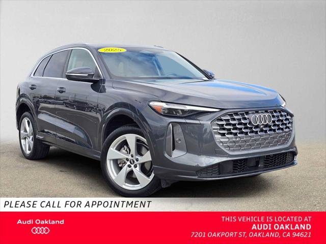Used 2025 Audi Q5 Premium Plus w/ Premium Plus AWD/4WD image 1