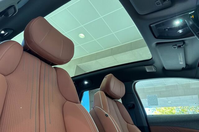 New 2026 Cadillac Optiq Sport 2 image 17