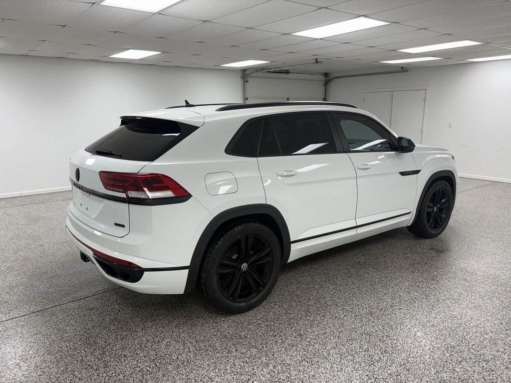 Used 2022 Volkswagen Atlas Cross Sport SEL R-Line image 8