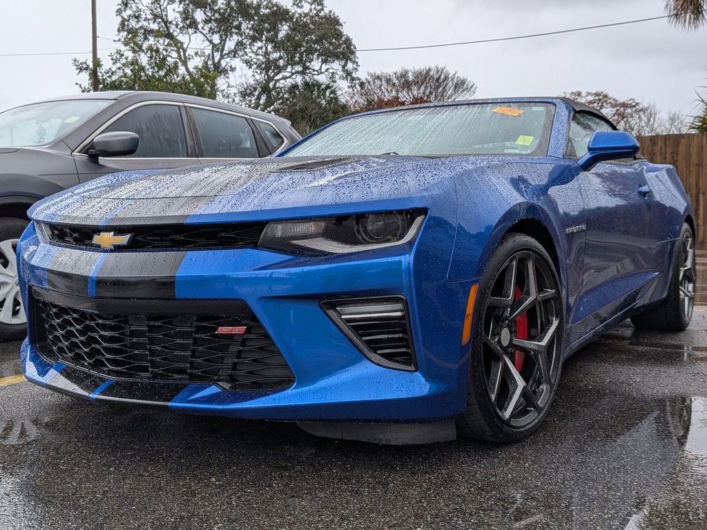 Used 2017 Chevrolet Camaro SS w/ LPO, Camaro Logo Package image 2