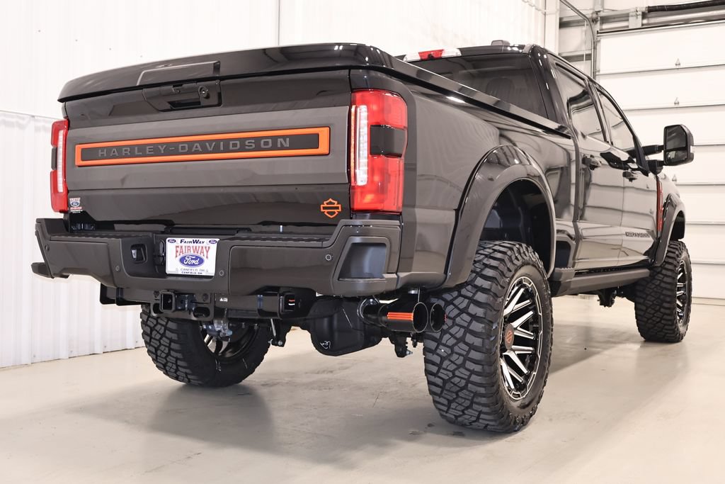 New 2026 Ford F250 Lariat w/ Black Appearance Package AWD/4WD image 9