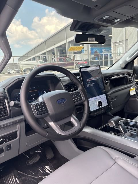 New 2025 Ford F150 Lightning Flash image 37
