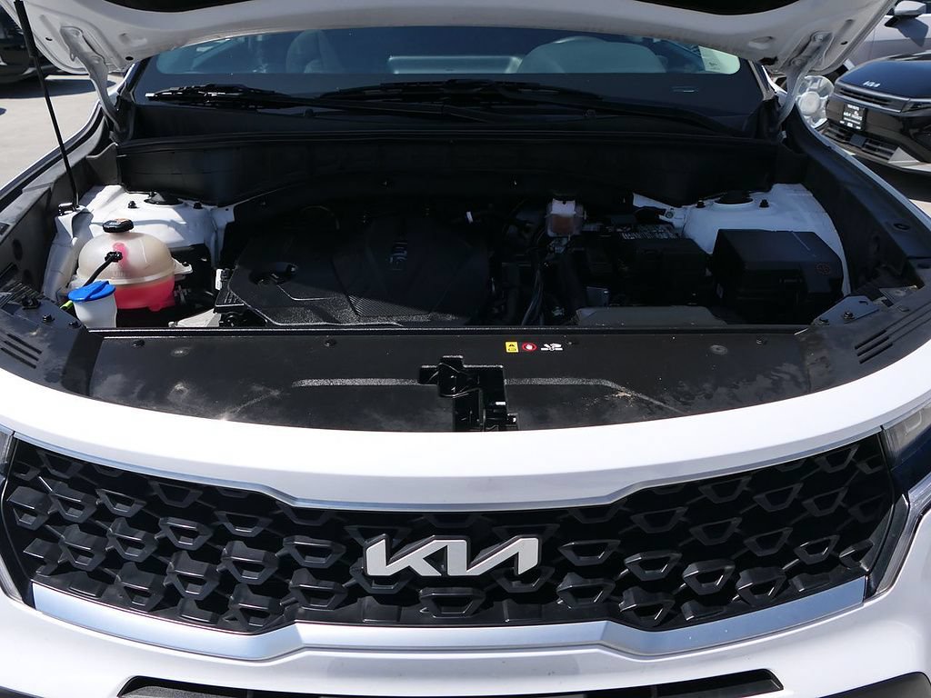 Used 2023 Kia Sorento LX FWD image 27