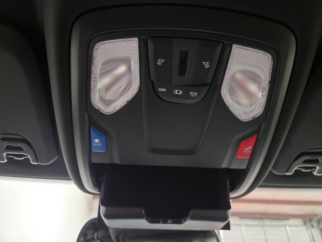 Used 2022 RAM 3500 Tradesman w/ Chrome Appearance Group image 69