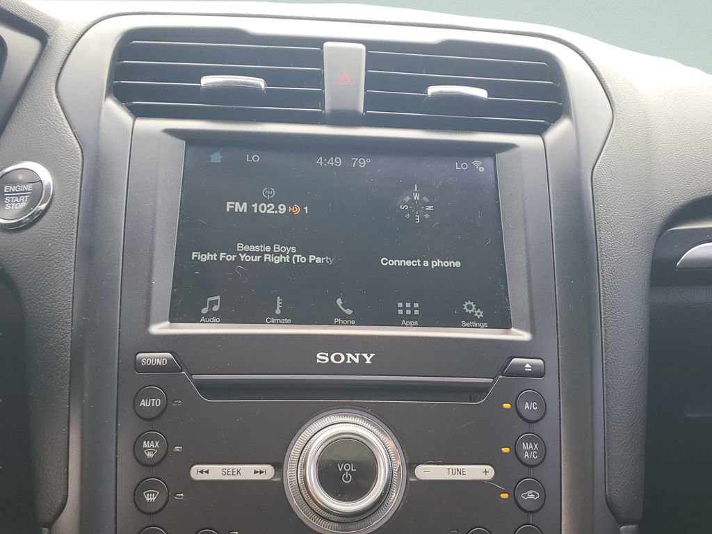 Used 2018 Ford Fusion Titanium image 21