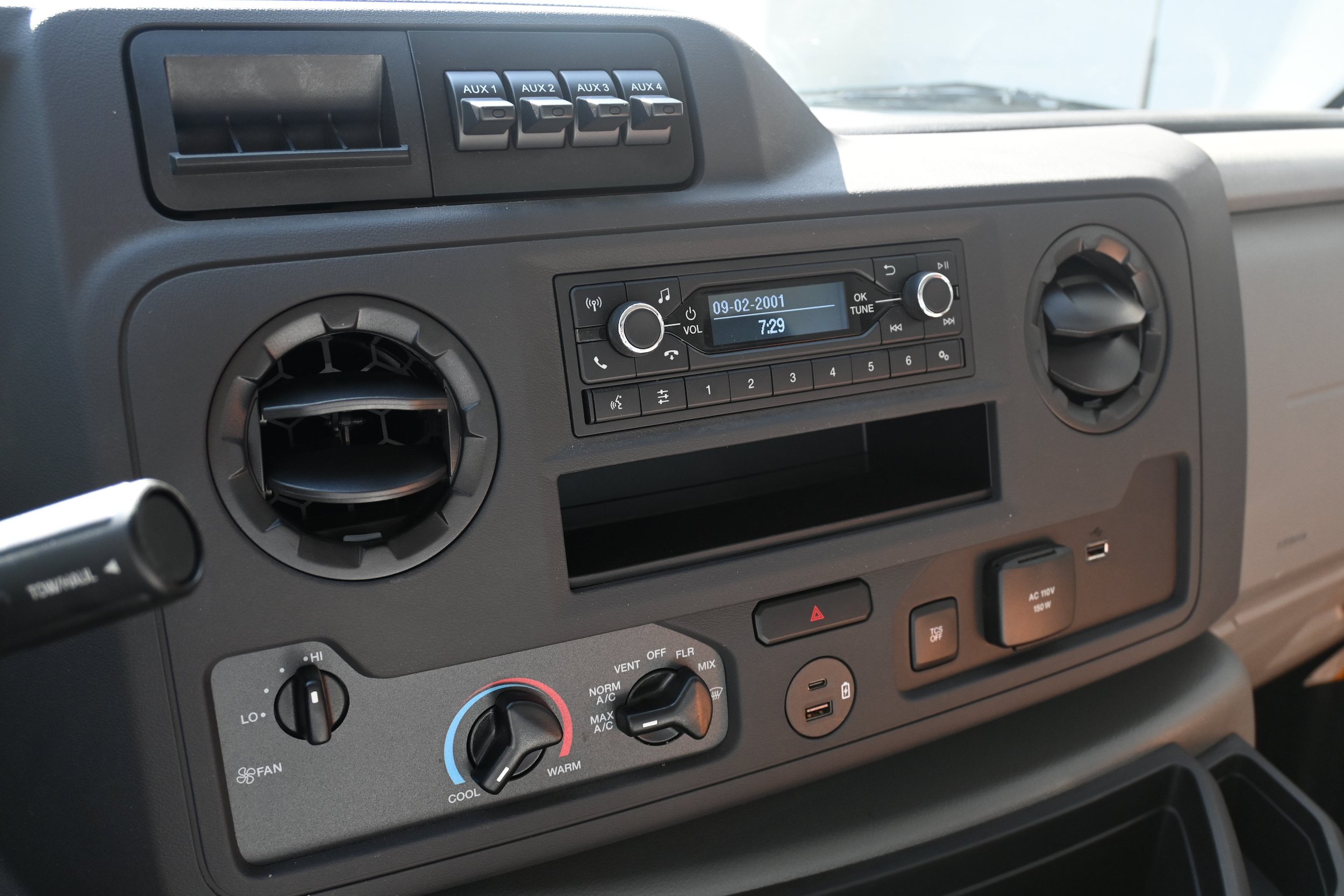 New 2025 Ford E-350 and Econoline 350 Super Duty w/ Power Equipment Group RWD image 13