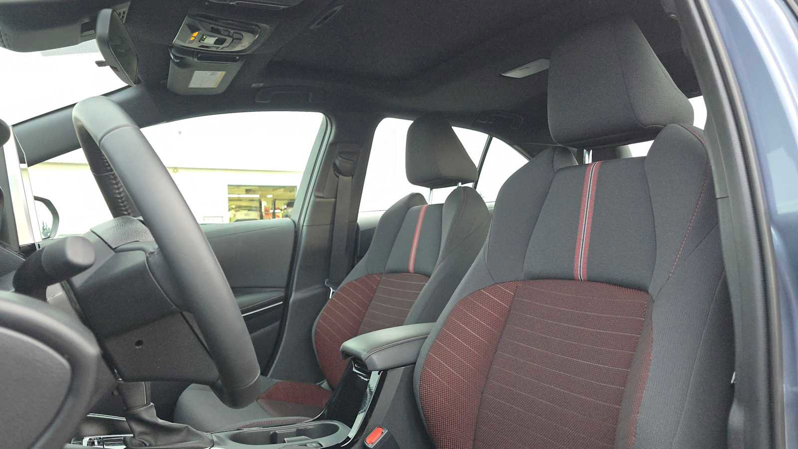 Certified 2025 Toyota Corolla SE image 25