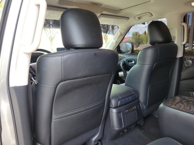 Used 2024 Nissan Armada Platinum w/ Captain's Chairs Package RWD image 10