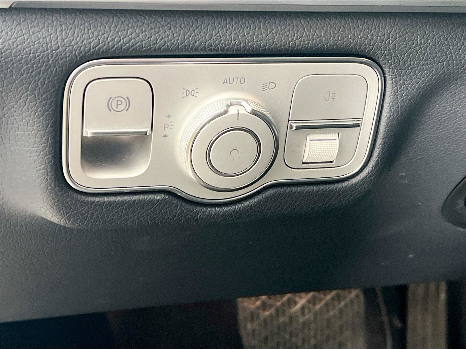 Certified 2023 Mercedes-Benz GLE 450 4MATIC image 11