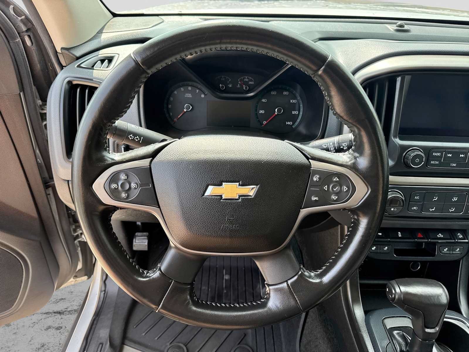 Used 2017 Chevrolet Colorado Z71 AWD/4WD image 21