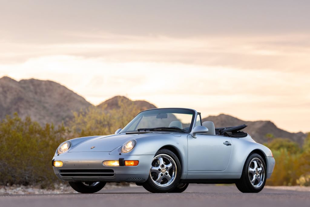 Used 1995 Porsche 911 Cabriolet image 4