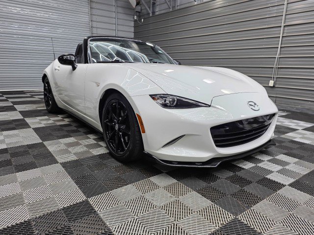 Used 2019 MAZDA MX-5 Miata Club RWD image 4