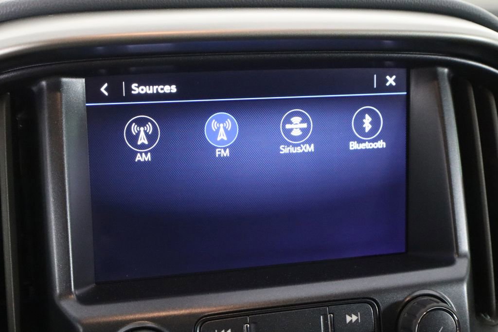 Used 2022 Chevrolet Colorado Z71 w/ Z71 Midnight Edition image 30