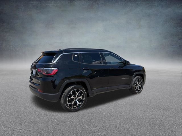 Used 2025 Jeep Compass Limited image 4