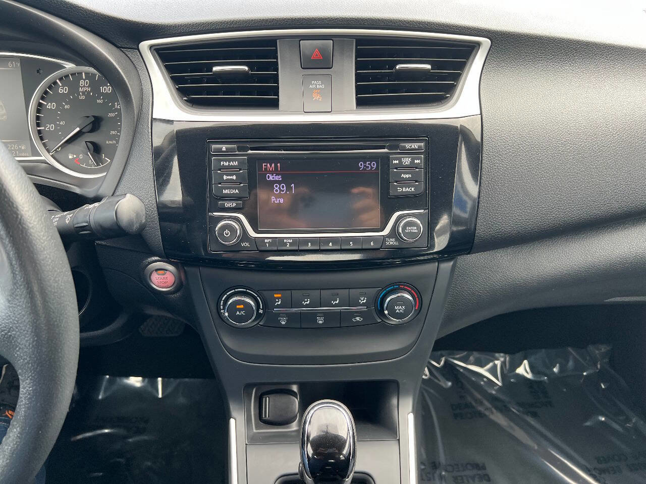 Used 2016 Nissan Sentra SV image 30