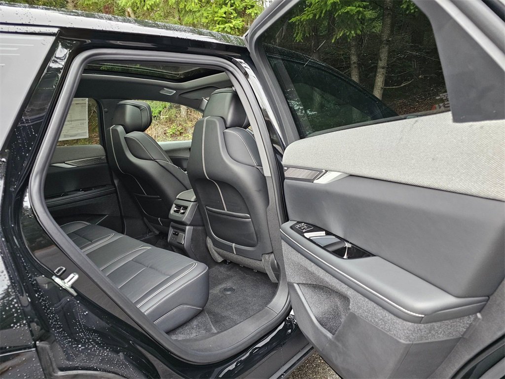 New 2026 Cadillac Optiq Sport 2 image 15