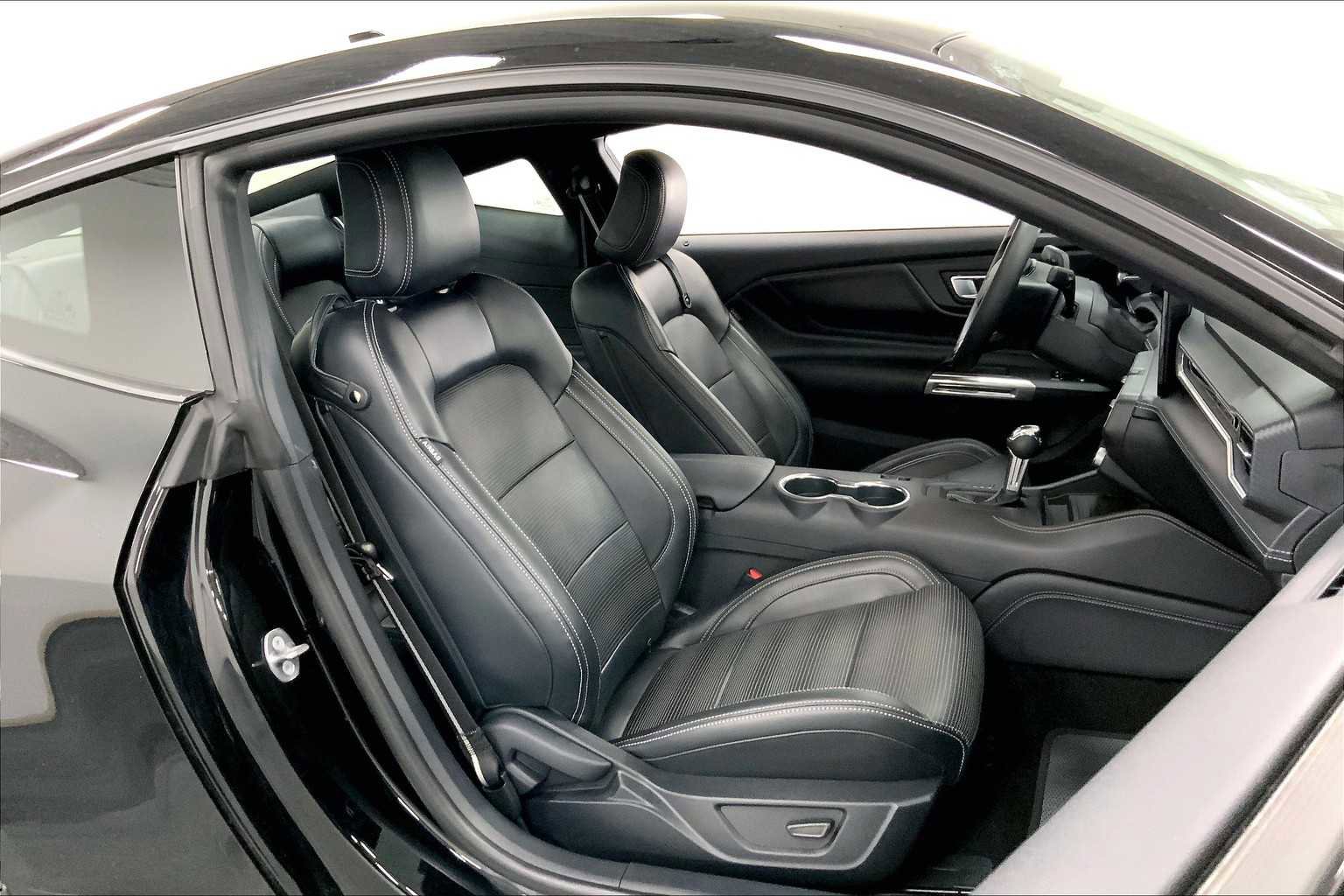 Certified 2024 Ford Mustang Premium image 8