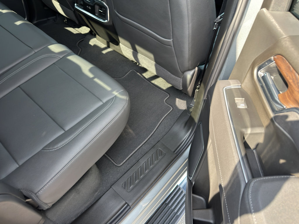 New 2025 GMC Sierra 3500 SLT w/ SLT Premium Package image 23
