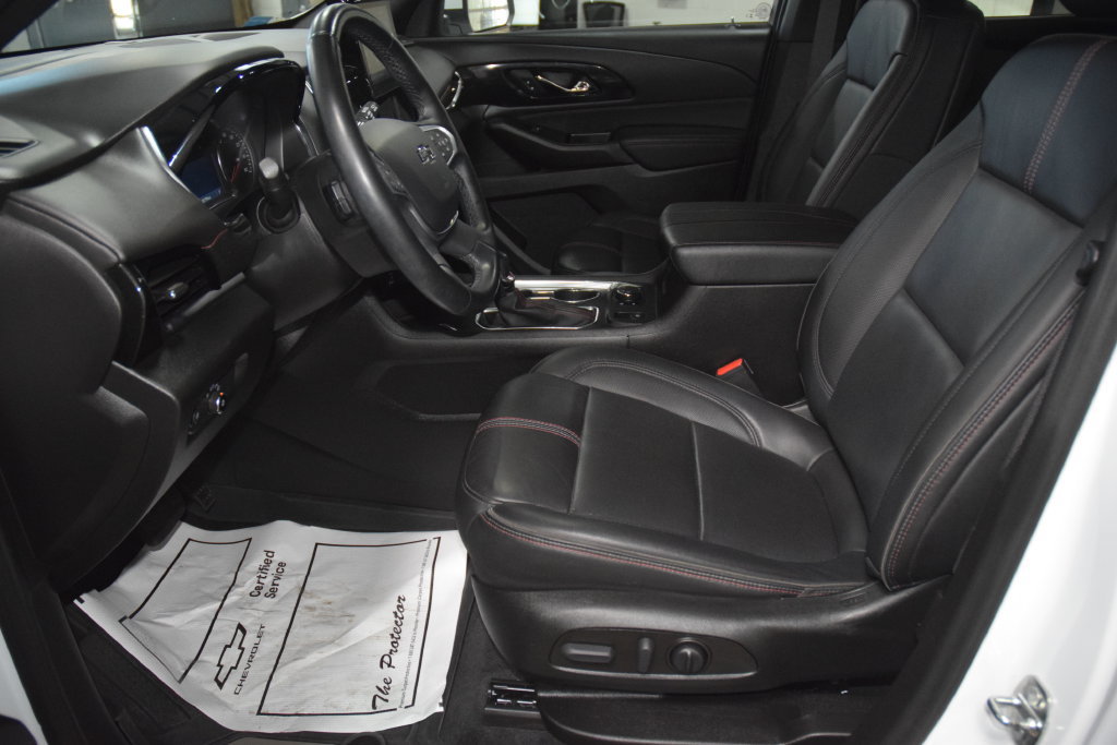 Used 2023 Chevrolet Traverse RS w/ LPO, Floor Liner Package AWD/4WD image 43