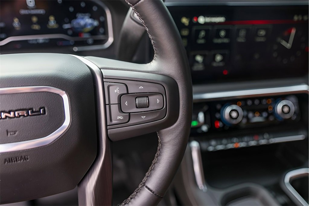 Used 2024 GMC Sierra 3500 Denali Ultimate image 13