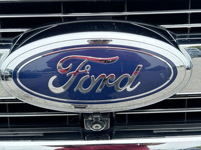 Used 2017 Ford F150 Lariat w/ Equipment Group 502A Luxury AWD/4WD image 32