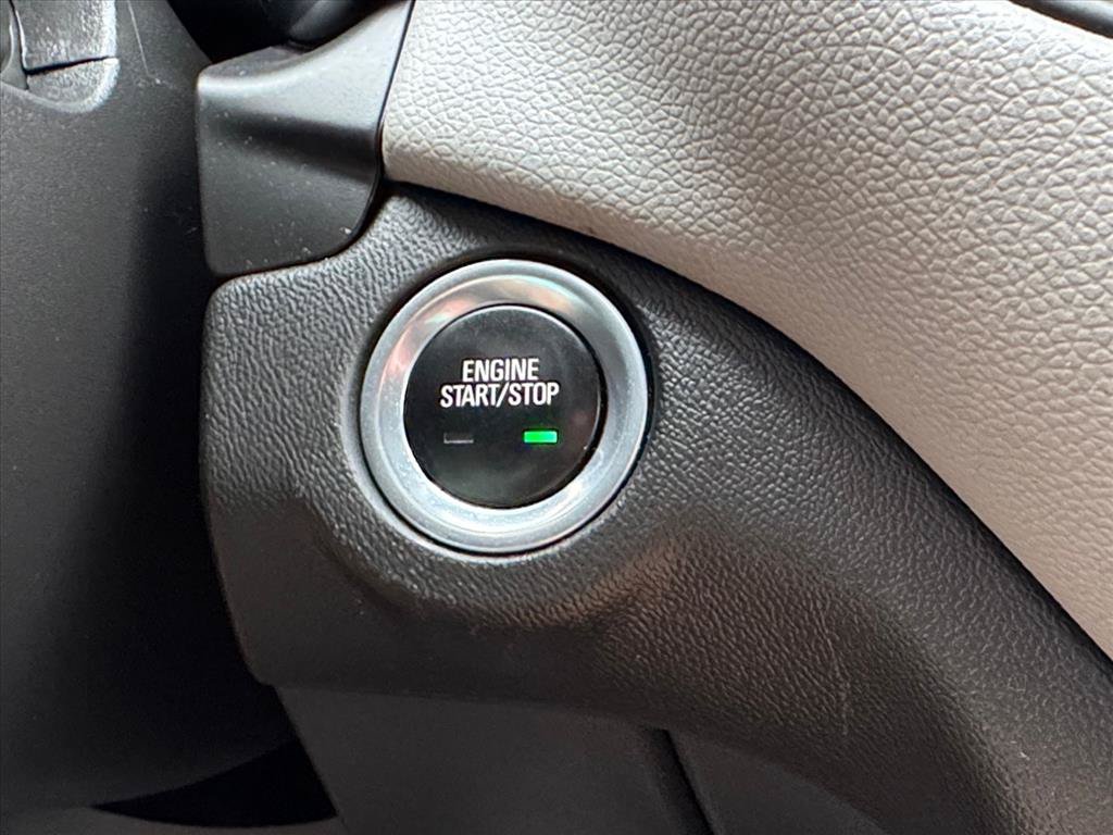 Used 2022 Chevrolet Equinox LS AWD/4WD image 23