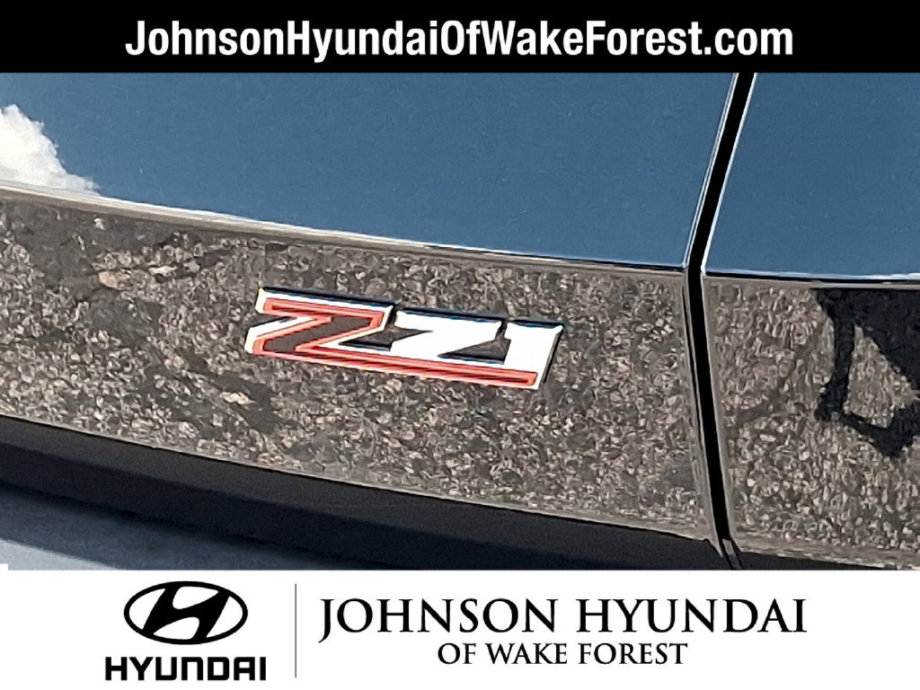 Used 2024 Chevrolet Traverse Z71 AWD/4WD image 27