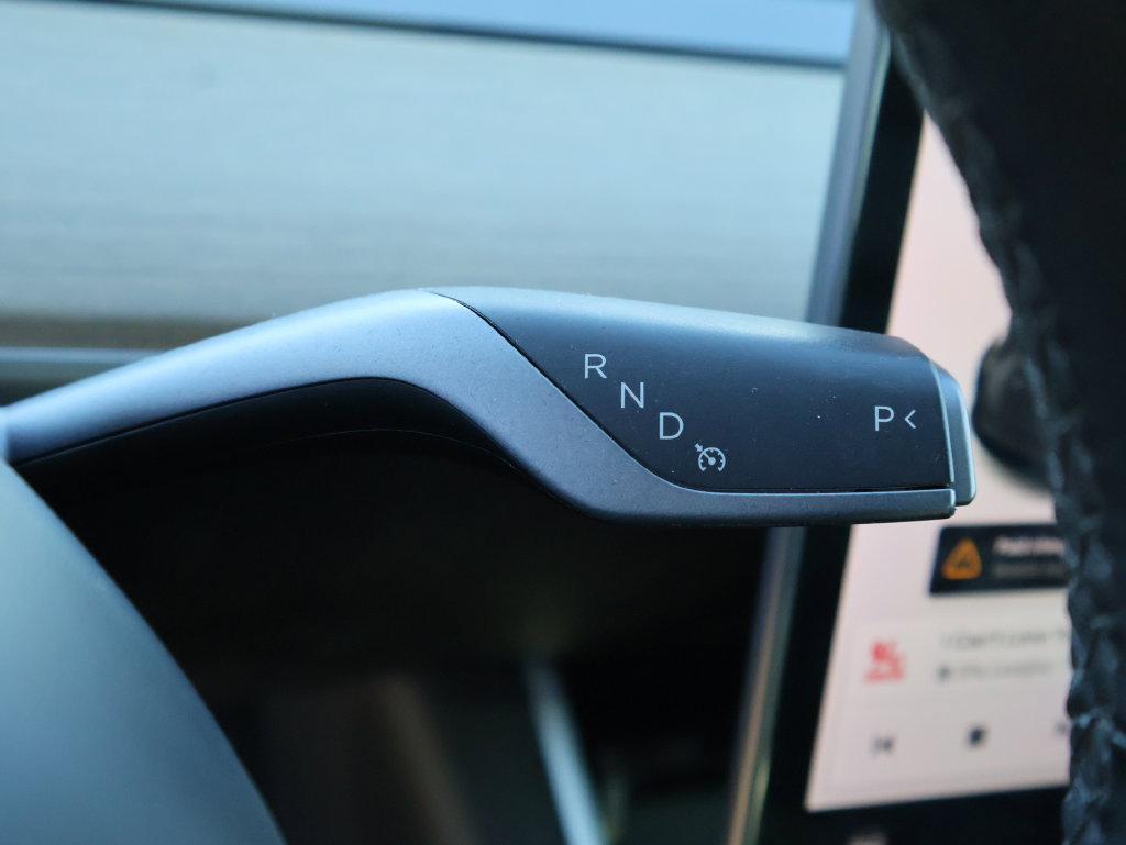 Used 2018 Tesla Model 3 RWD image 29