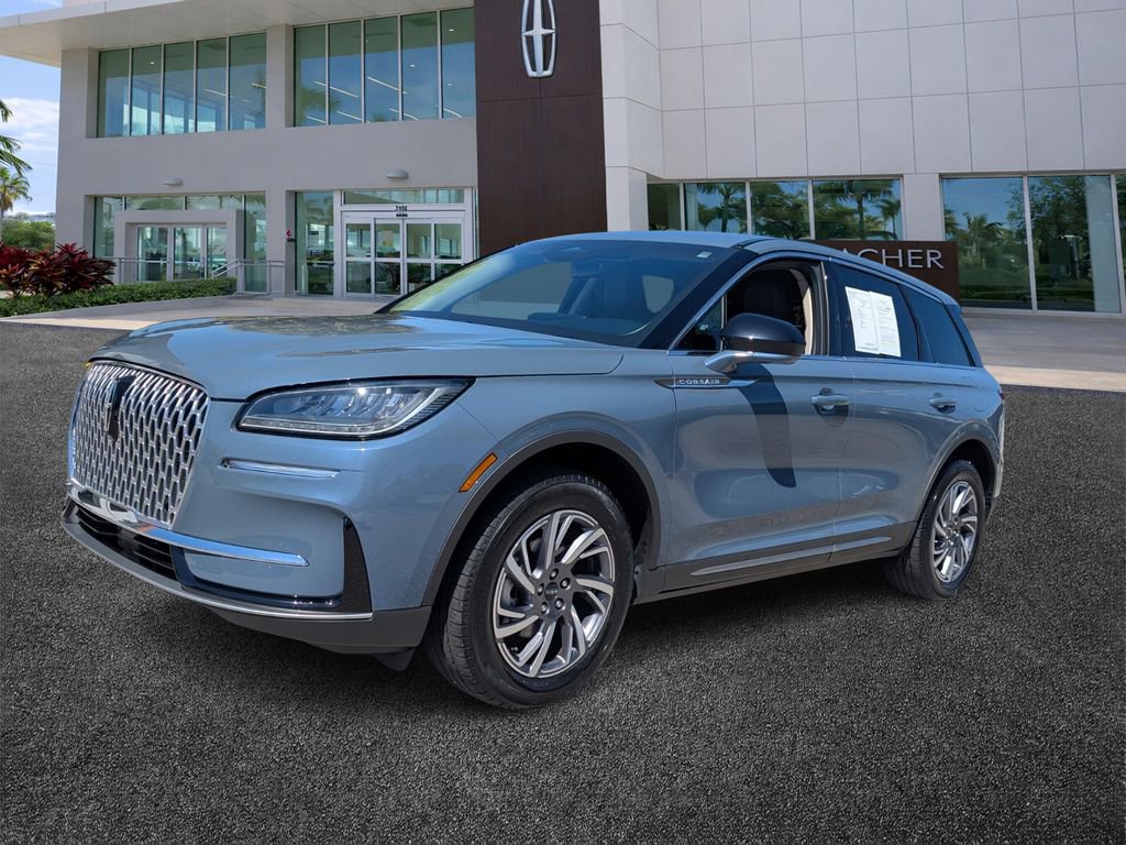 Used 2024 Lincoln Corsair FWD image 3