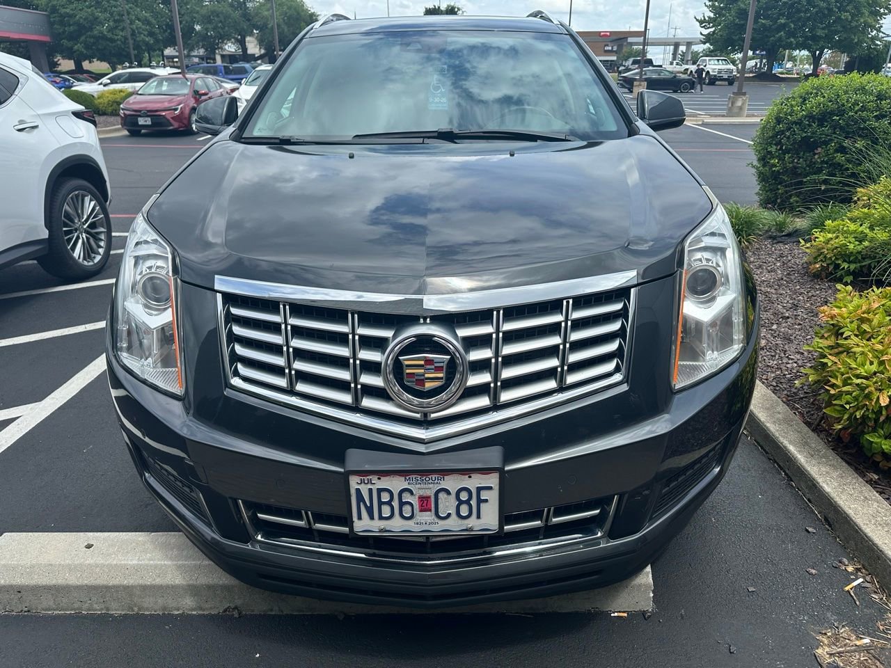 Used 2015 Cadillac SRX Luxury w/ Driver Awareness Package AWD/4WD image 1