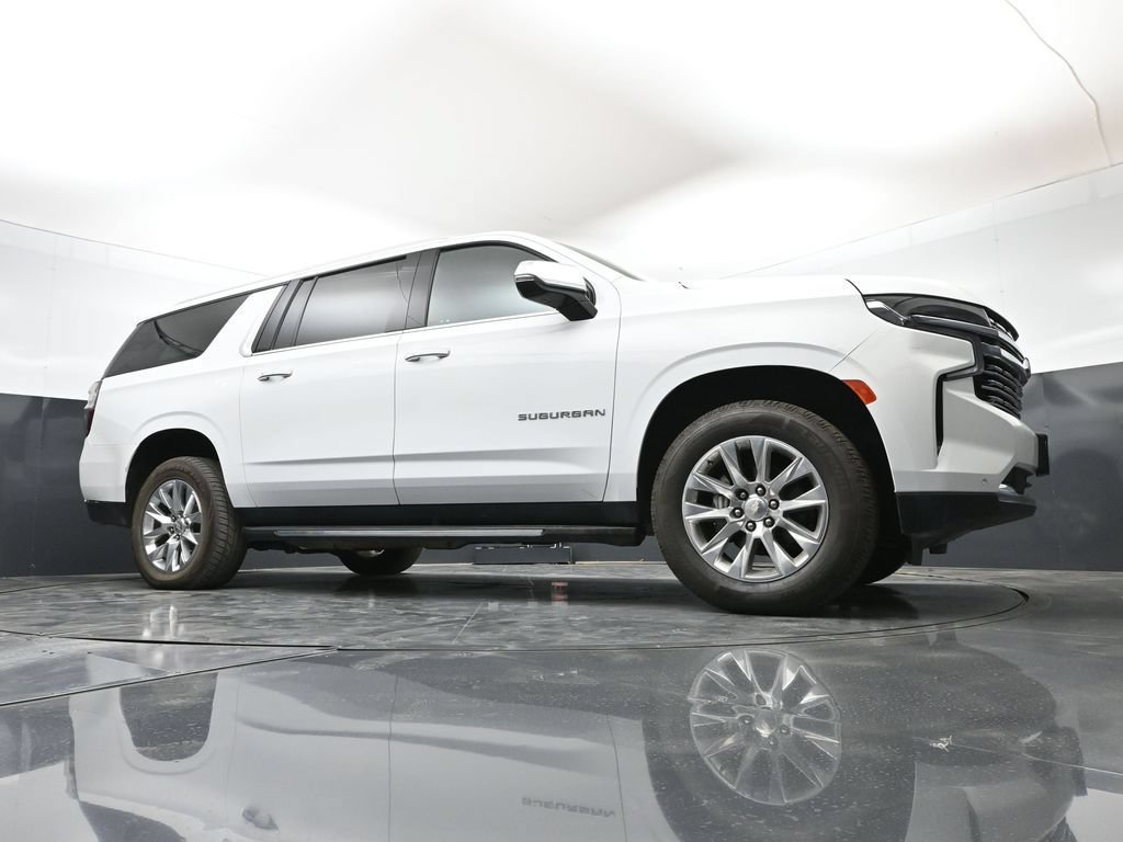 Used 2023 Chevrolet Suburban Premier AWD/4WD image 57