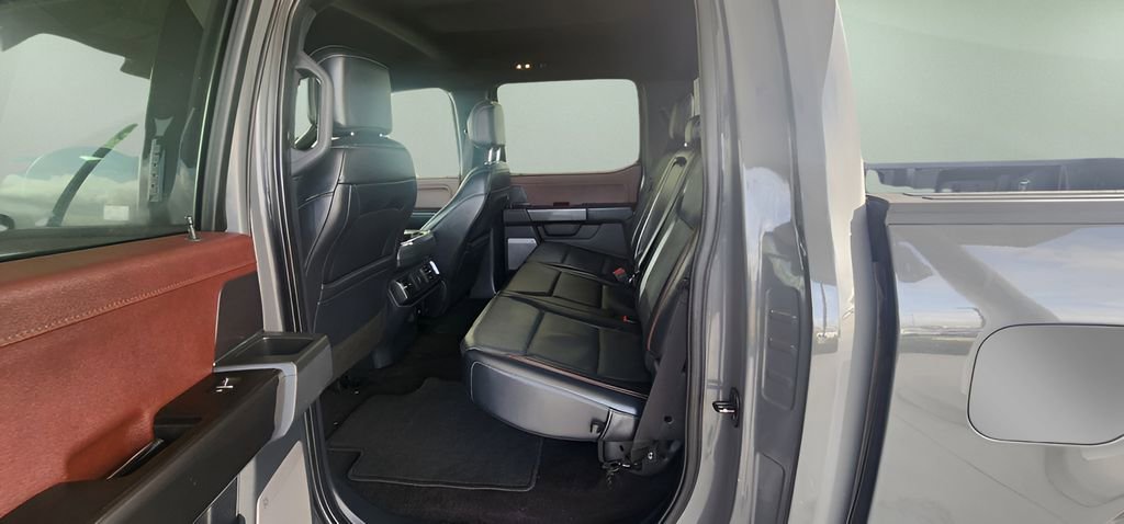 Used 2021 Ford F150 Lariat image 17