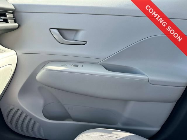 Used 2025 Hyundai Kona SEL image 22