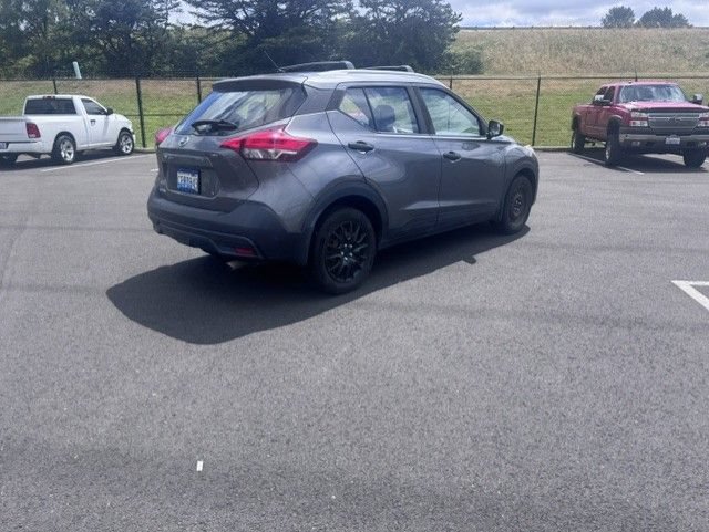 Used 2018 Nissan Kicks S w/ Exterior Package FWD image 5