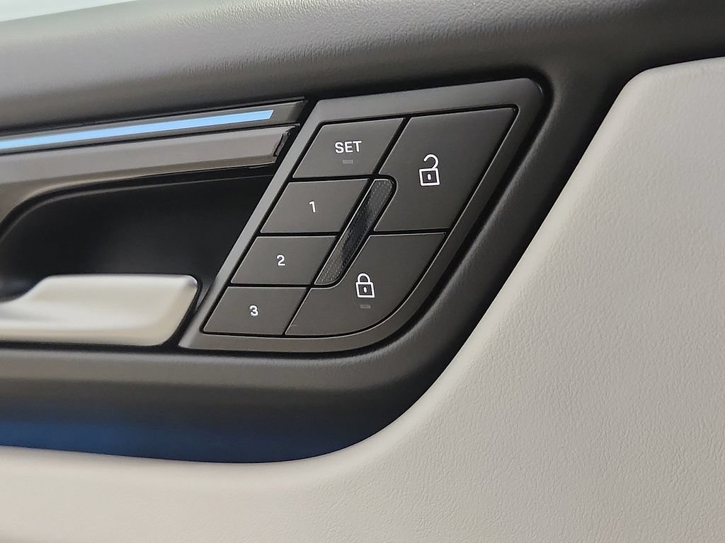 New 2026 Porsche Macan 4 Electric AWD/4WD image 21
