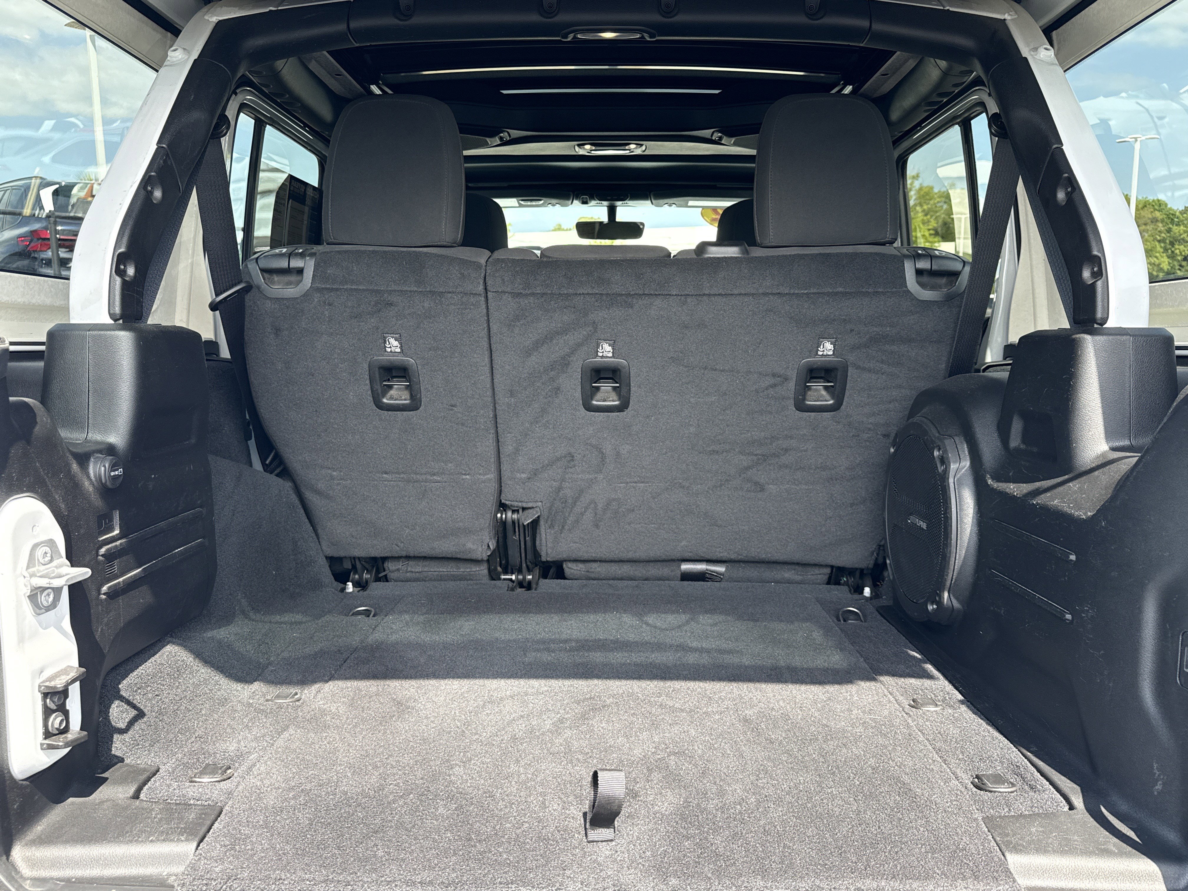 Used 2022 Jeep Wrangler Unlimited Sport w/ Sun And Sound Package image 31