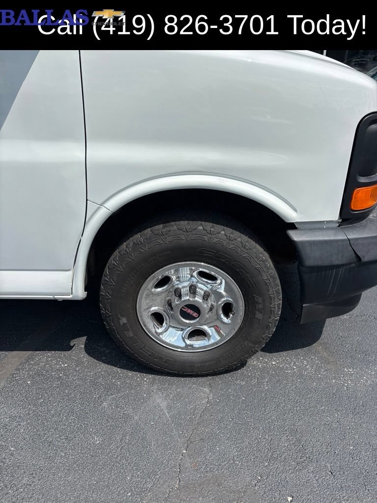 Certified 2017 GMC Savana 2500 Extended RWD image 10