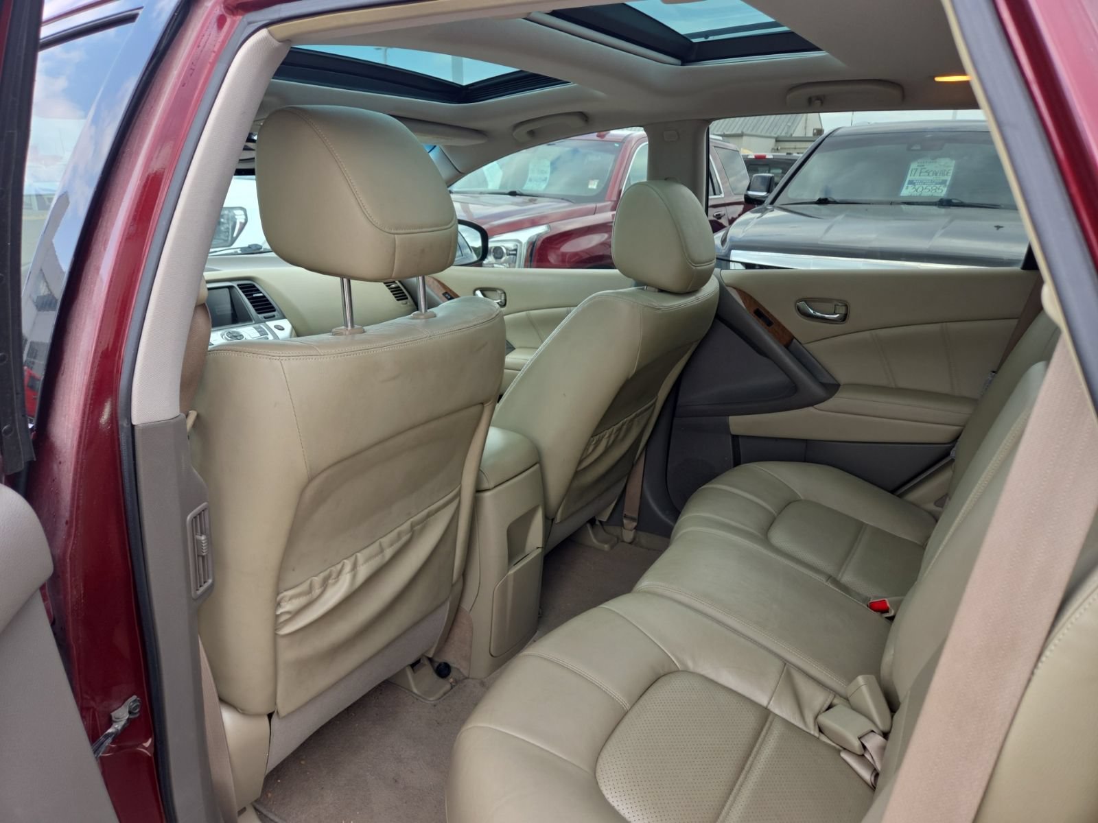 Used 2011 Nissan Murano LE w/ Navigation Pkg AWD/4WD image 14