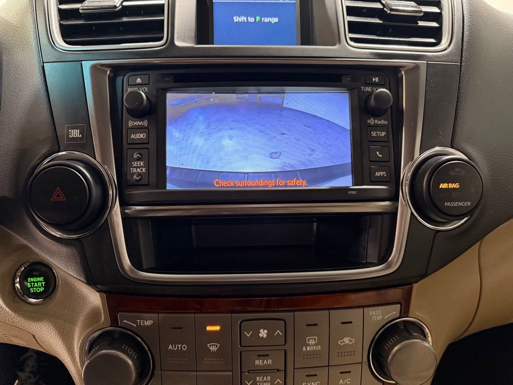Used 2013 Toyota Highlander Limited image 18