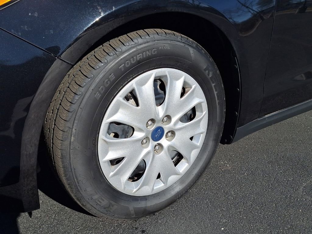 Used 2020 Ford Fusion S image 29