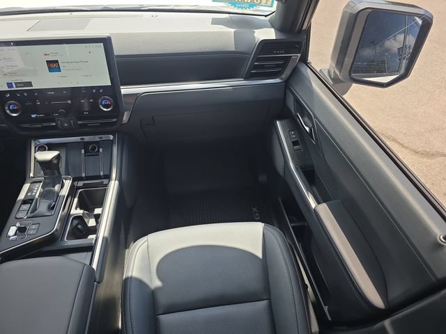 Used 2025 Lexus GX 550 AWD/4WD image 15