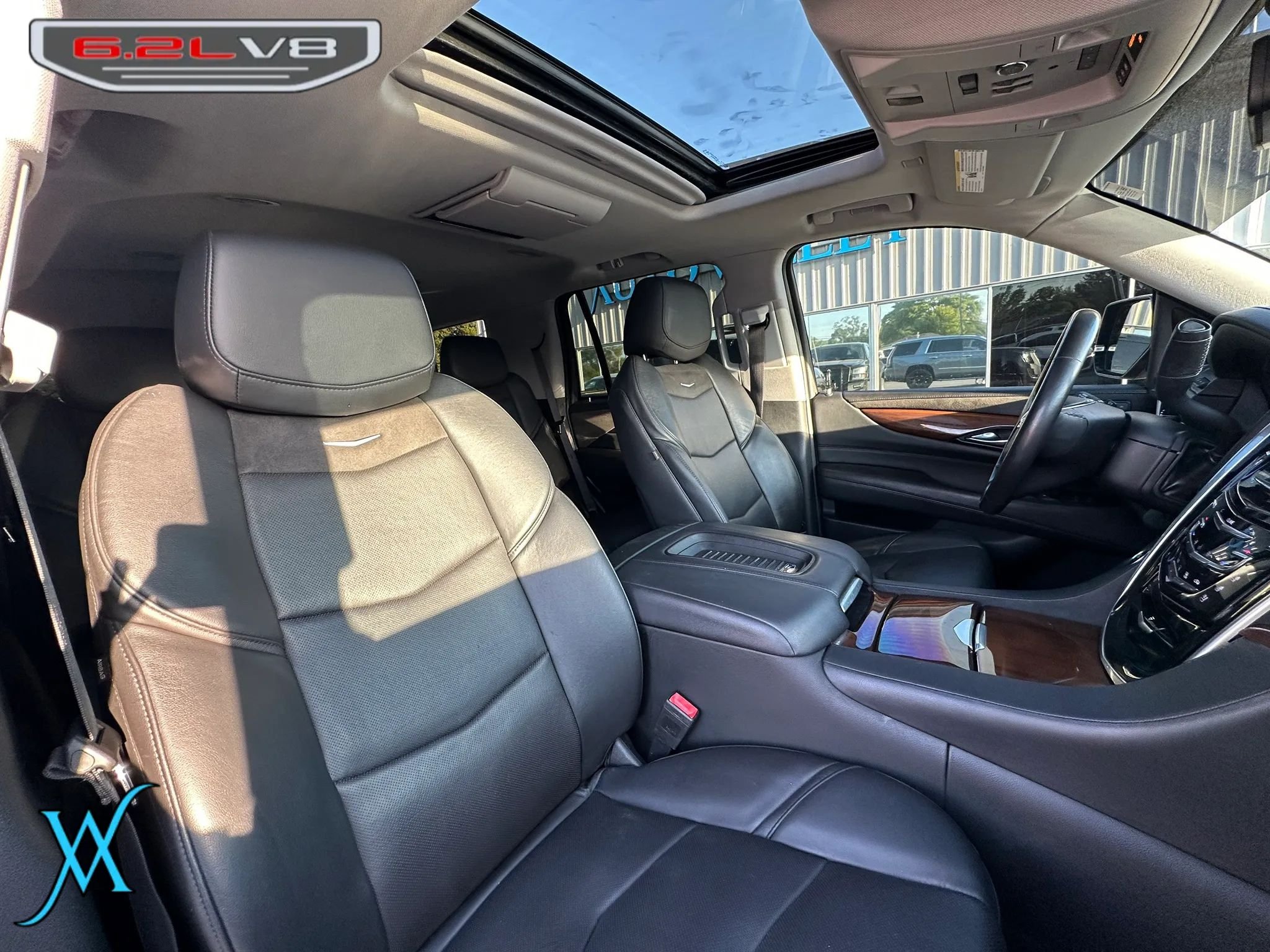 Used 2020 Cadillac Escalade Luxury AWD/4WD image 20